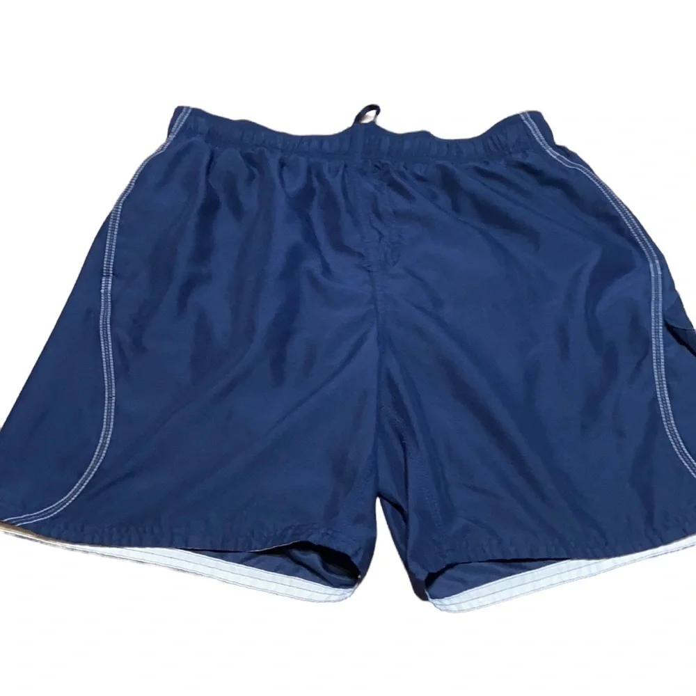 Nike side pocket drained drawstring elastic waistband swim trunks